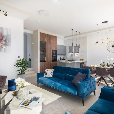 Villa Beachfront Ines With Pool Kastela