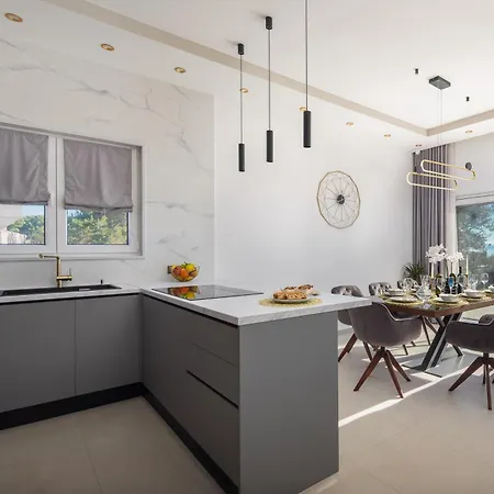 Beachfront Ines With Pool