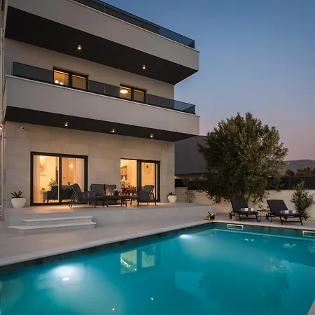 Beachfront Ines With Pool Villa Kastela