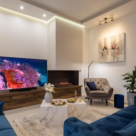 Villa Beachfront Ines With Pool *