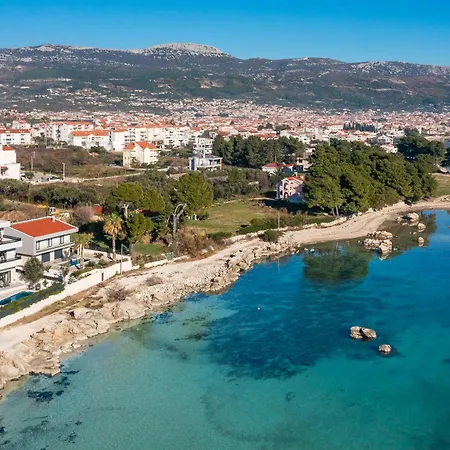 Beachfront Ines With Pool Kastela