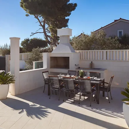 Beachfront Ines With Pool Villa Kastela