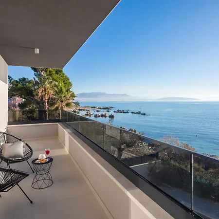 Villa Beachfront Ines With Pool Kastela