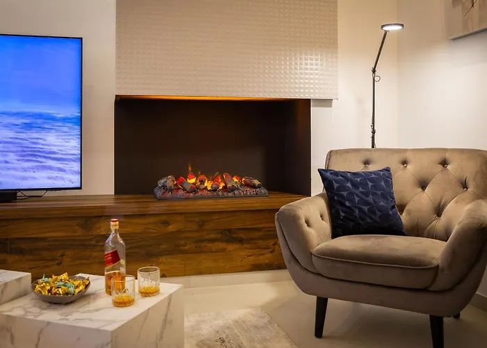 Beachfront Ines With Pool