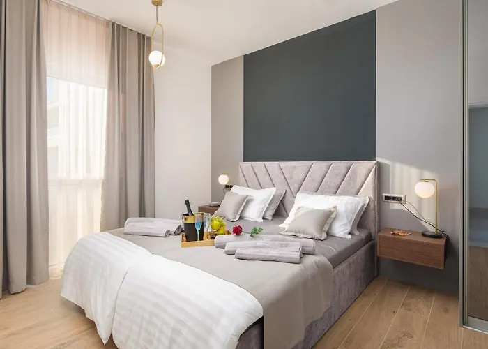 Beachfront Ines With Pool * Kaštela