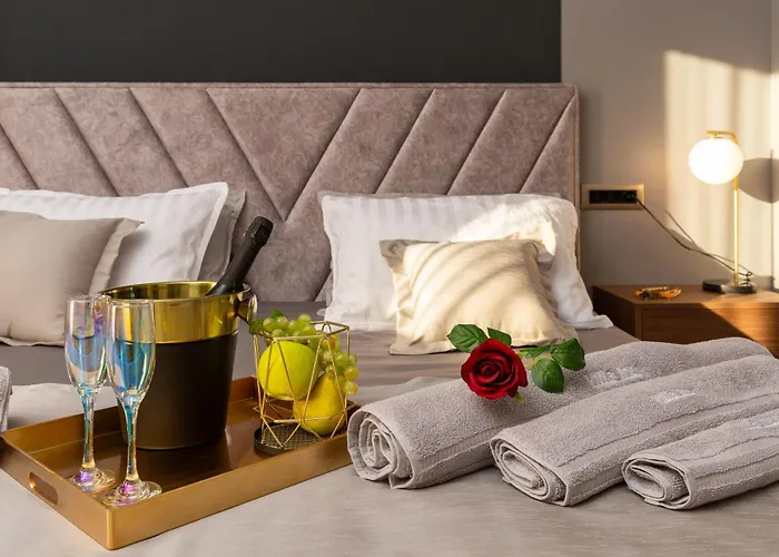 Beachfront Ines With Pool Kaštela