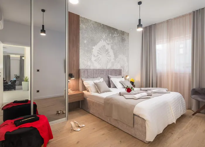 Villa Beachfront Ines With Pool *